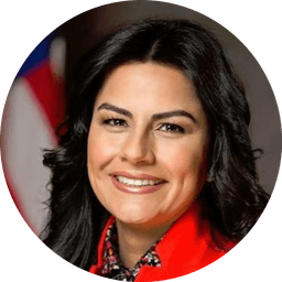 Nanette Barragán